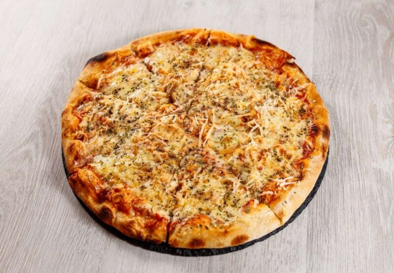 Quattro Formaggi Pizza